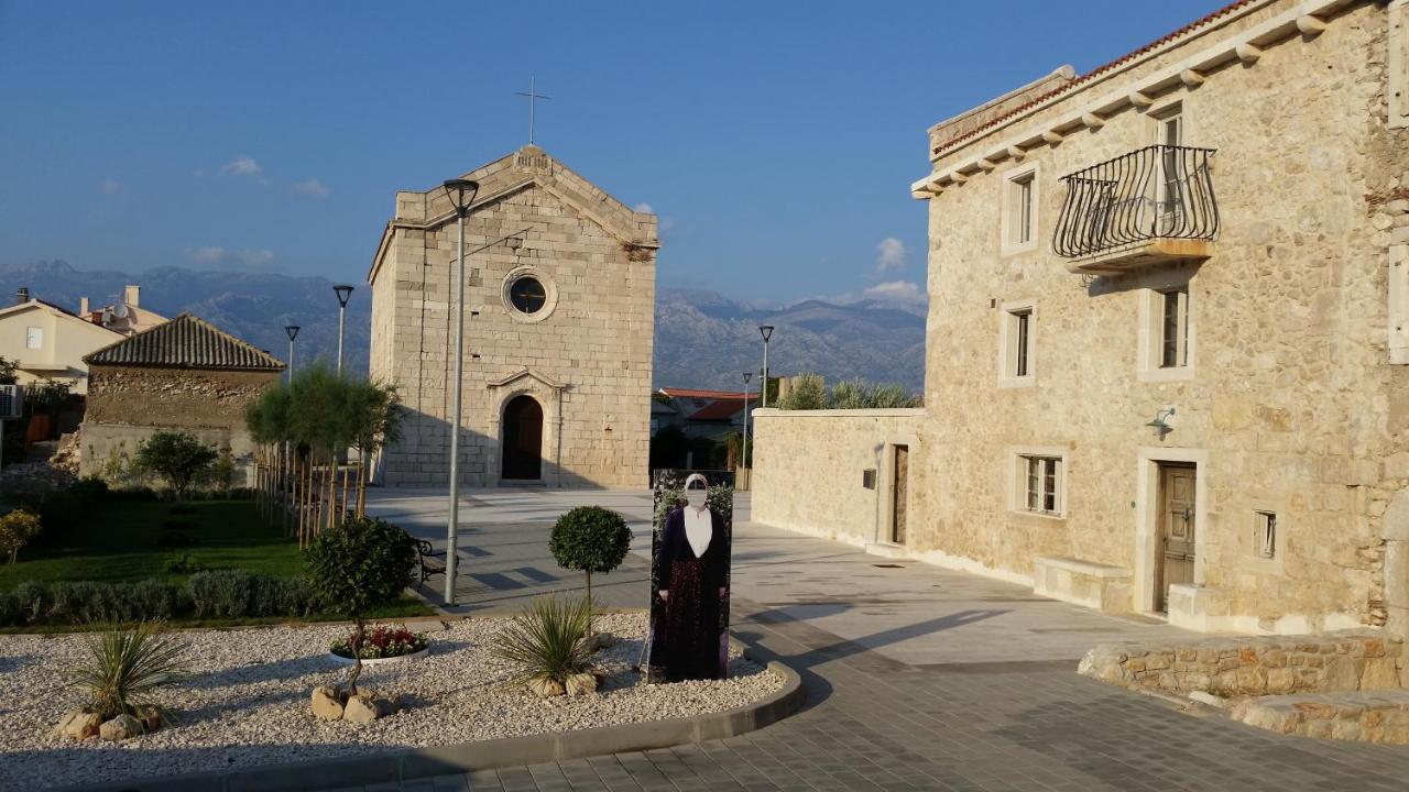 Appartamento Quartier No.63 Ražanac Esterno foto